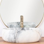 Umywalka ceramiczna imituje naturalny kamień